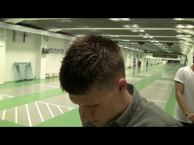 Jóhann Berg: Átti að fara beint á kollinn á honum